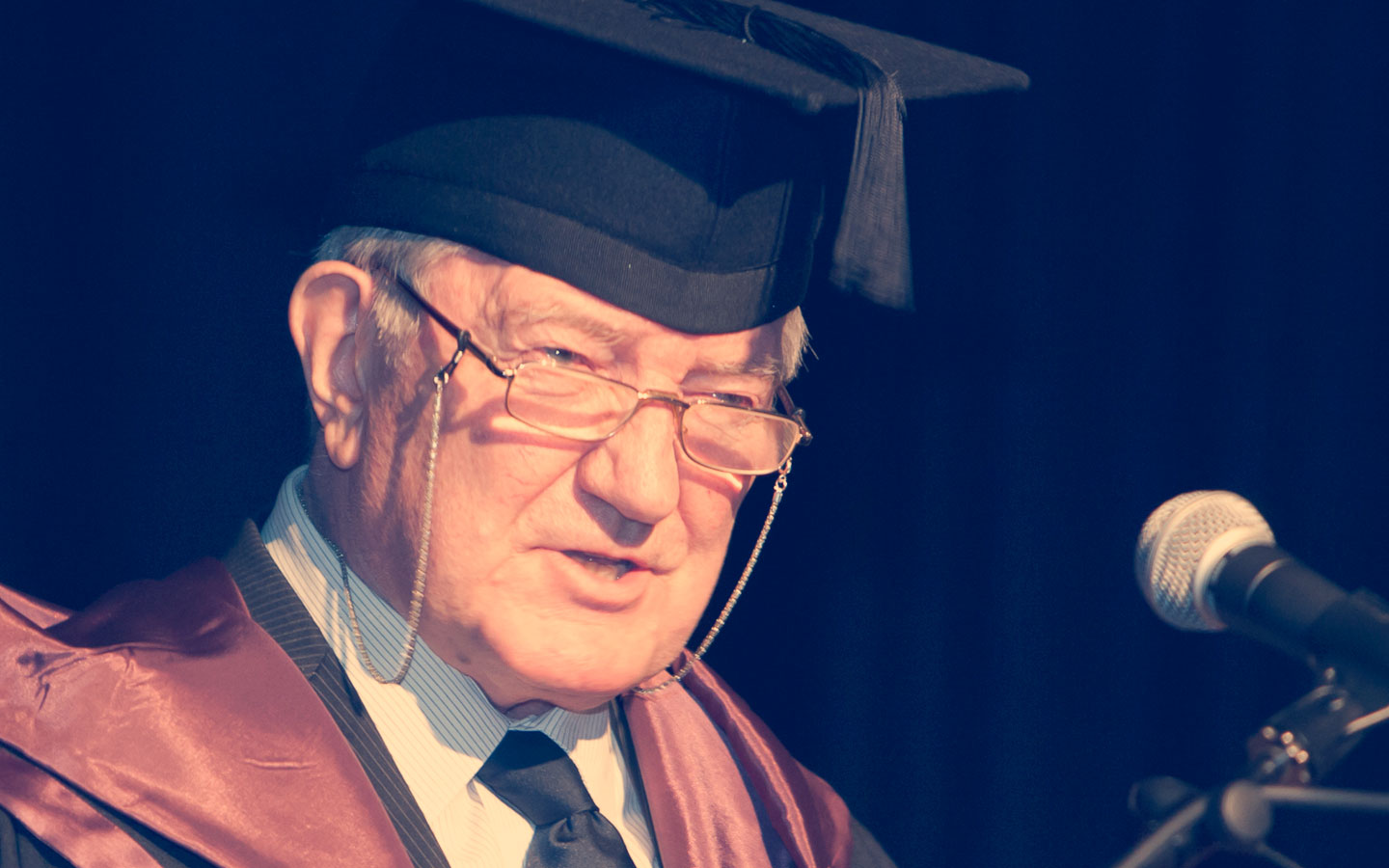 Hon Grad - John Murrell